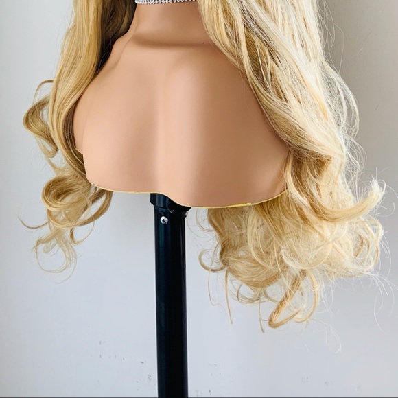 26” Ombre Honey Blonde 13x2.5 Lace Front Synthetic Wig - Picture 14 of 16